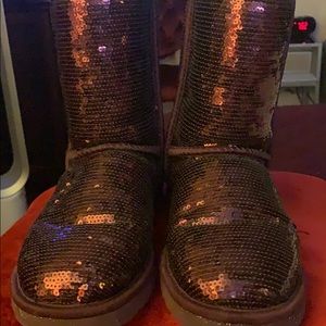 Bling Uggs deep cranberry color size 7